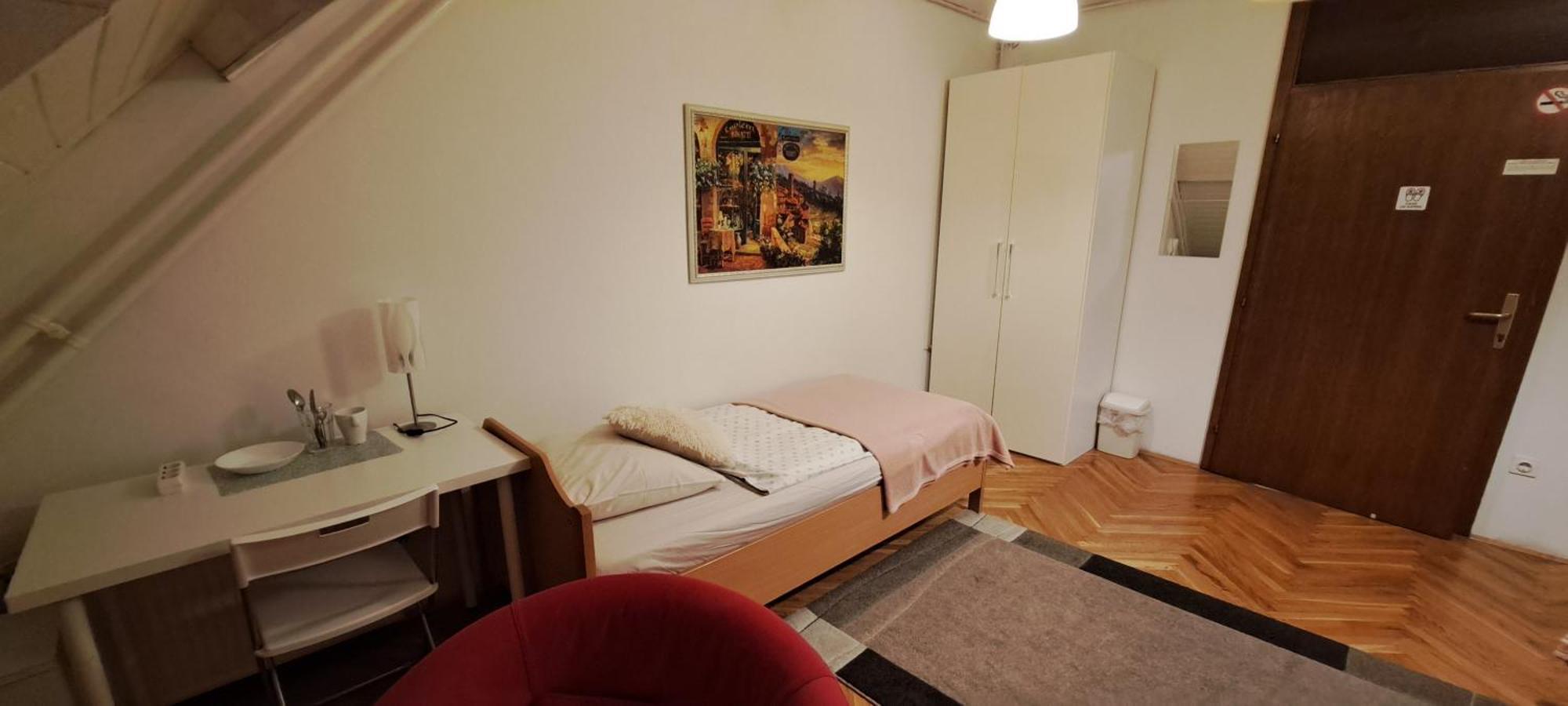 Viksi Hostel ลูบลิยานา ห้อง รูปภาพ